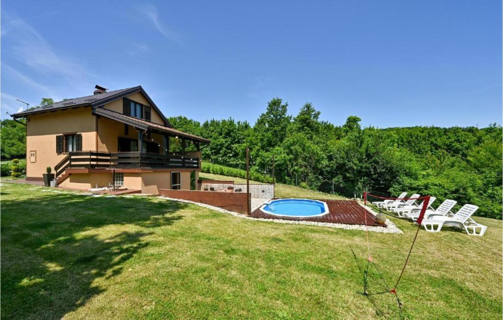 فيلا Jungle House With Private Pool And Hot Tub Sveti Ivan Zelina المظهر الخارجي الصورة